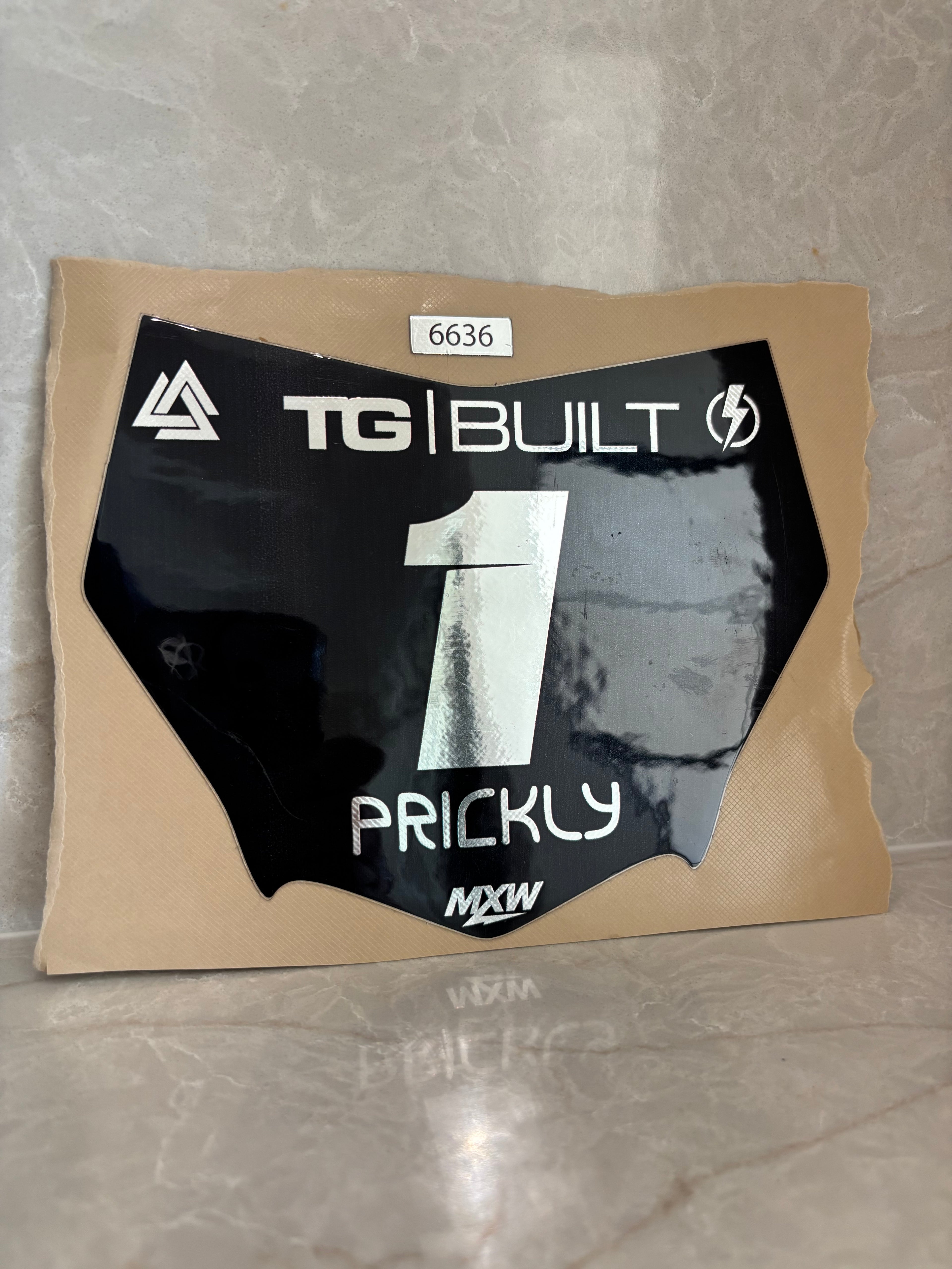 Motocutz plate decal (Chrome)